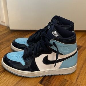 Jordan 1 Retro High 
UNC PATENT -ice blue